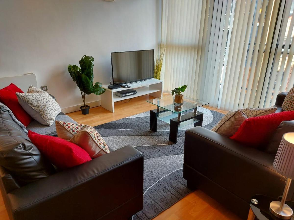 City 2 Bed, 2 Bath, Free Parking & Wifi เชฟฟิลด์ ภายนอก รูปภาพ